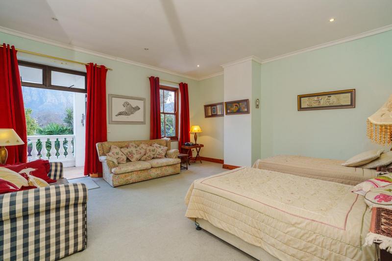 8 Bedroom Property for Sale in Claremont Western Cape